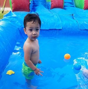 Meet your Posher, Aida